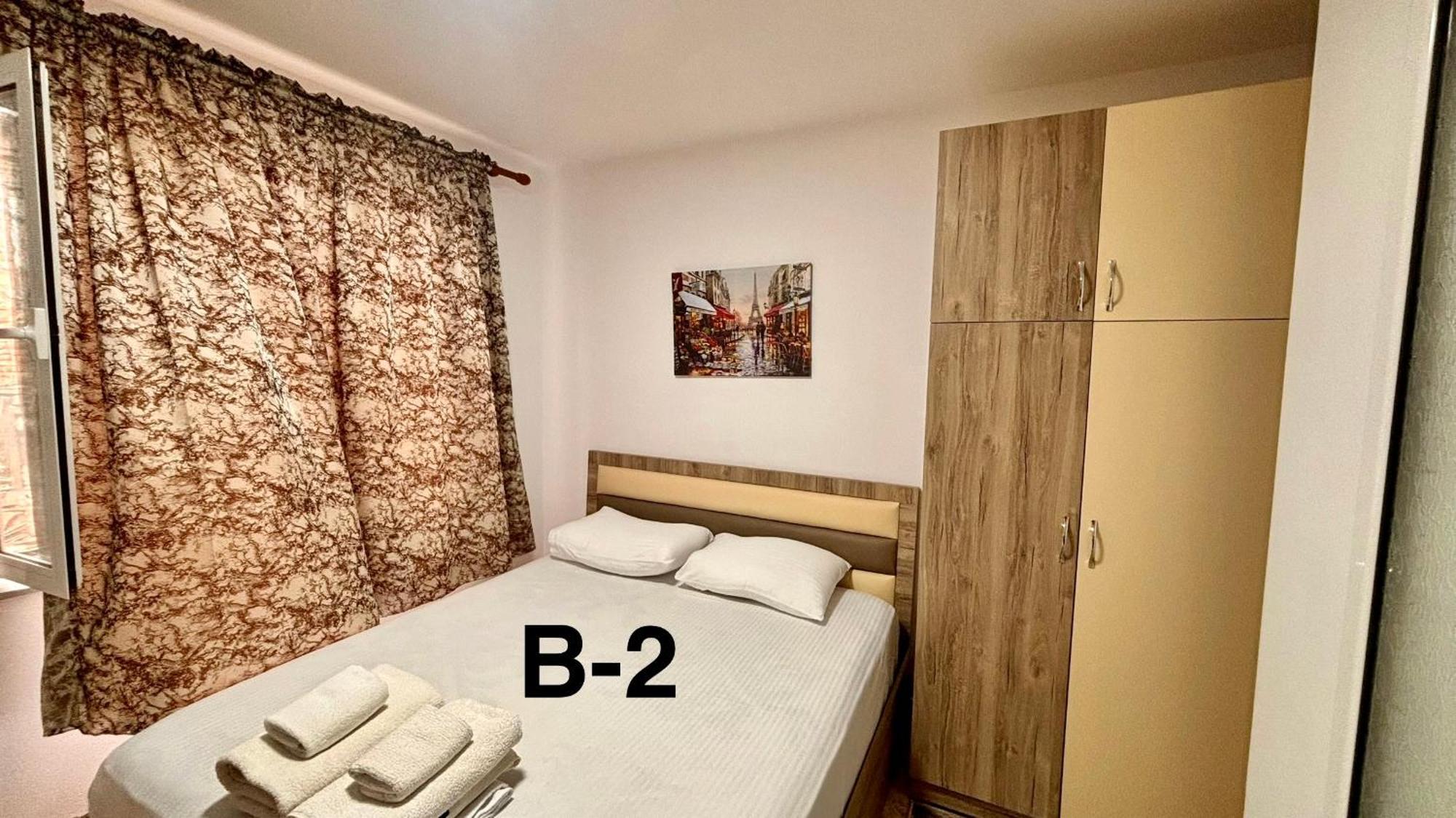 Driteza Hotel Korce Exterior photo